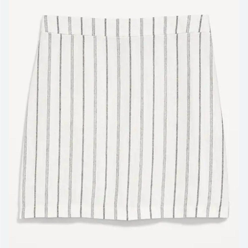 Set of 2 Old Navy Mini Skirts - striped and black
